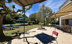 Mas De Cerier Saint-gilles (gard)